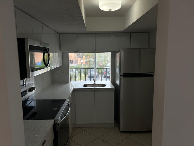 Building Photo - 9441 SW 4th St