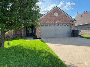 Building Photo - 5605 Goldenglow Ln