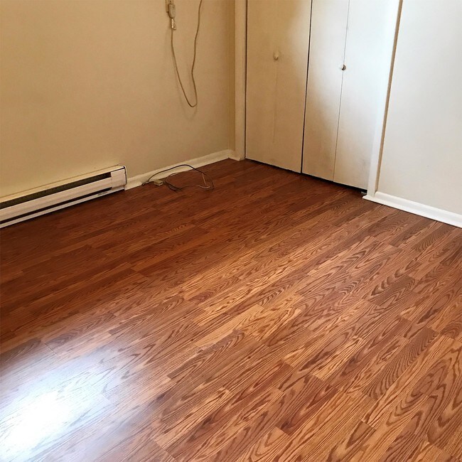 224 McCutcheon Ln Unit A, Penn Hills, PA 15235 Room for Rent in Penn