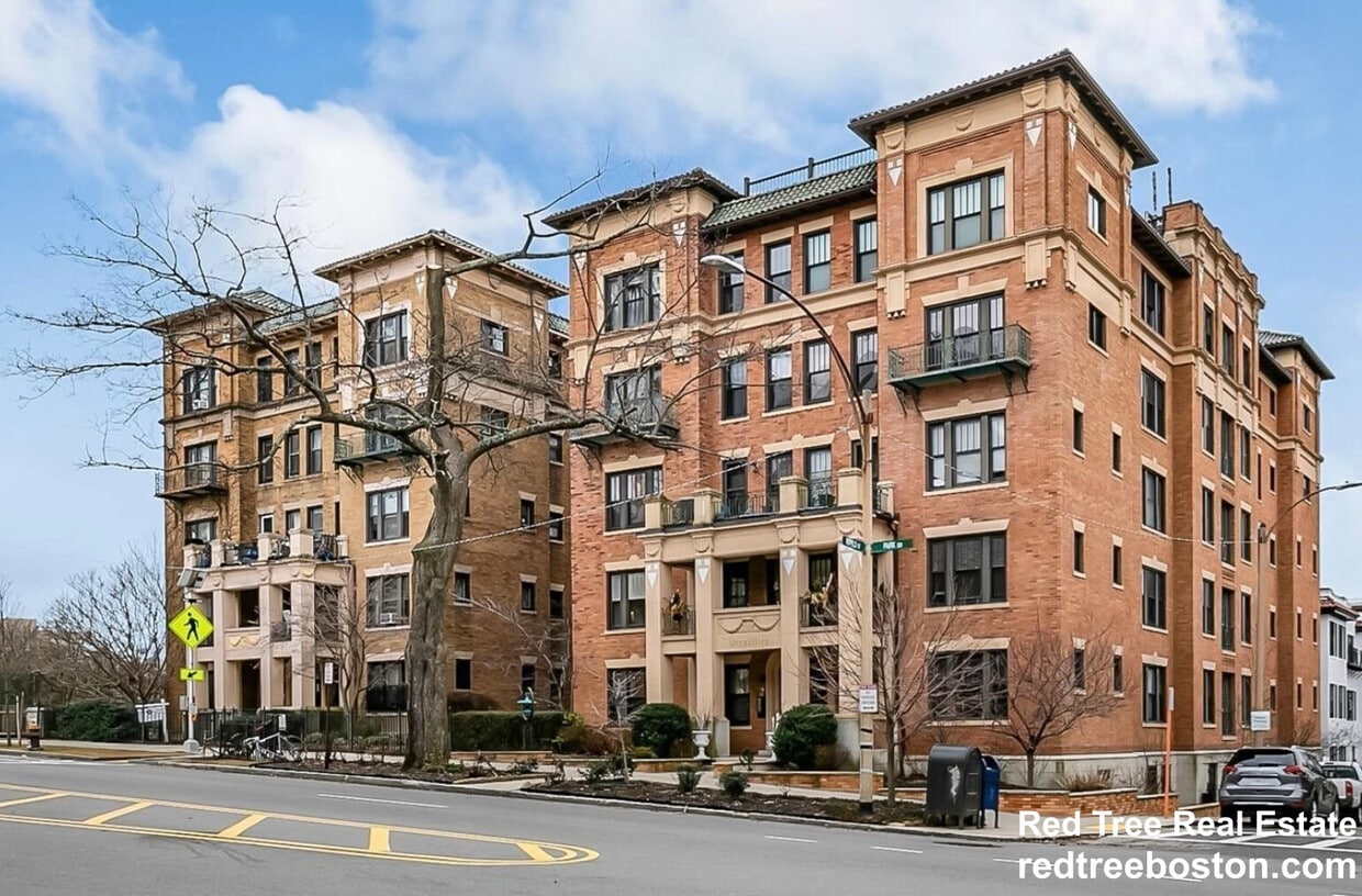 Foto principal - 452 Park Dr