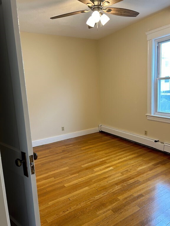 Foto del edificio - 110 Governor Winthrop Rd