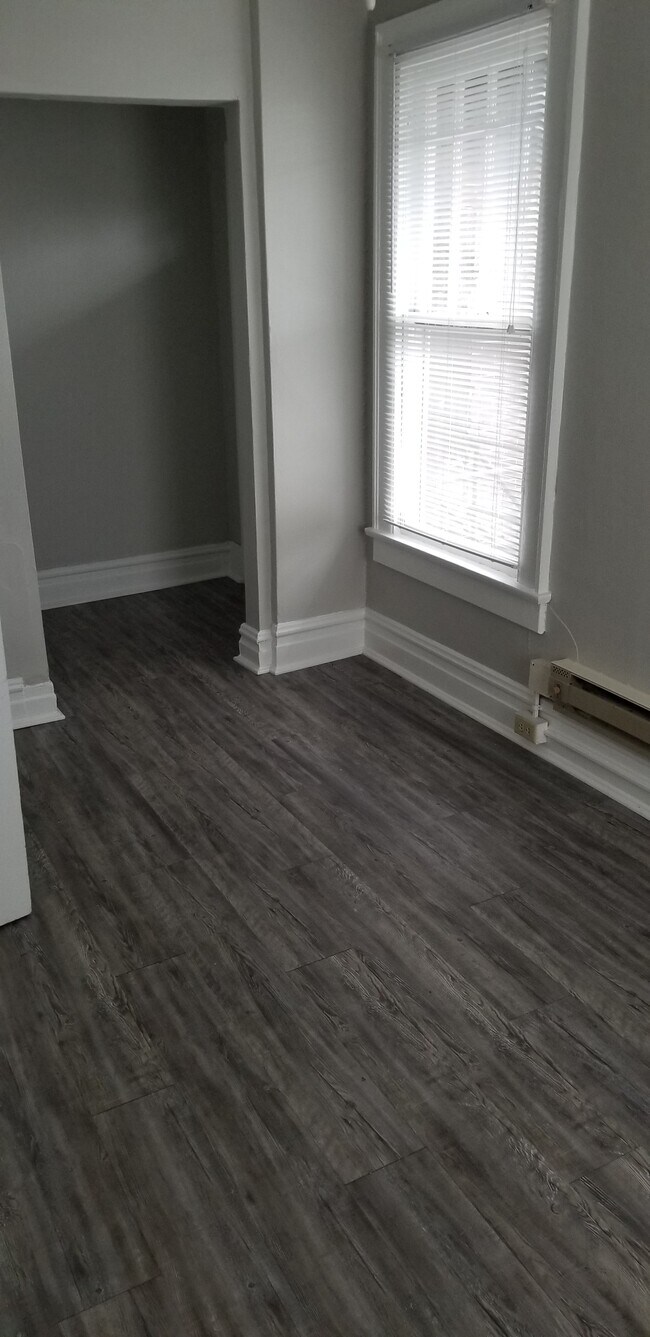 Building Photo - 848 McCallie Ave