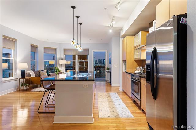 Foto del edificio - 2240 Clay St