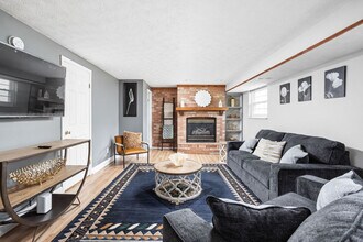 Building Photo - 620 Southridge Ct