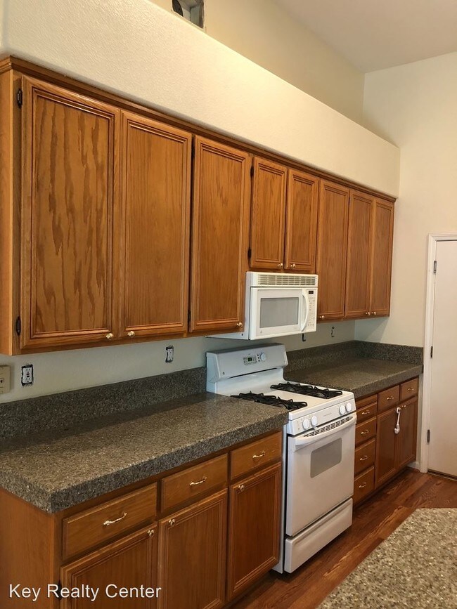 Building Photo - 3 br, 2 bath House - 3725 Grand Point Lane