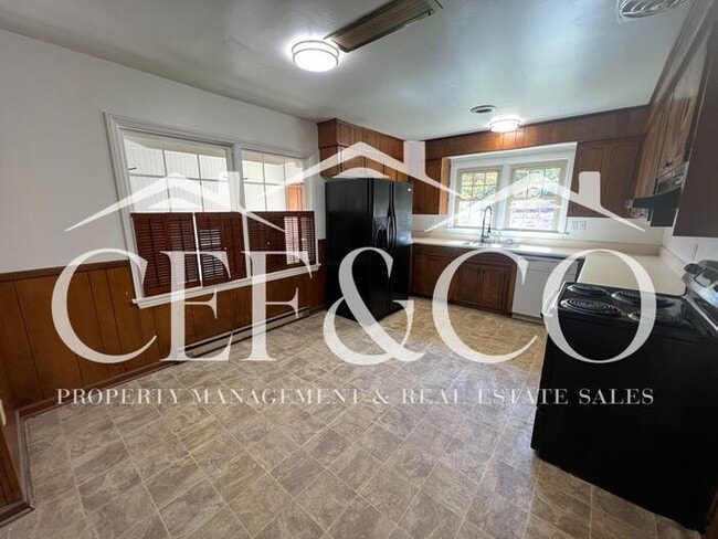 Building Photo - Charming All-Brick Home in Chesnee!