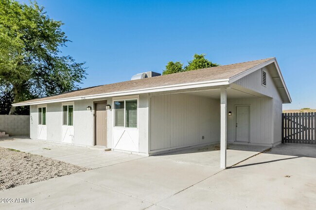 Foto del edificio - 7058 S 16th Dr