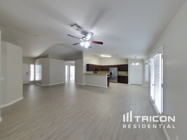 Foto del edificio - 40237 N Jodi Dr