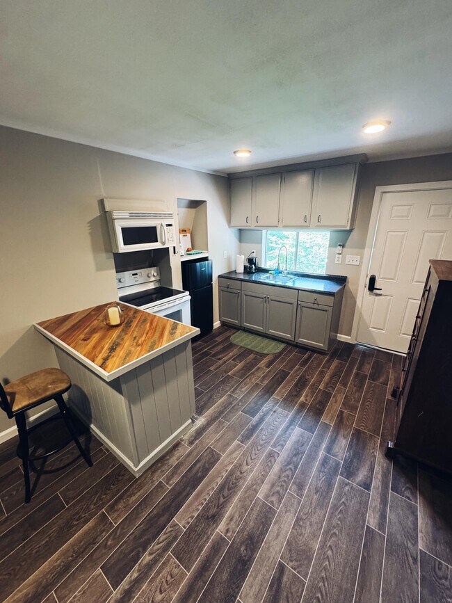 Foto del edificio - 474 Bob O Link Dr