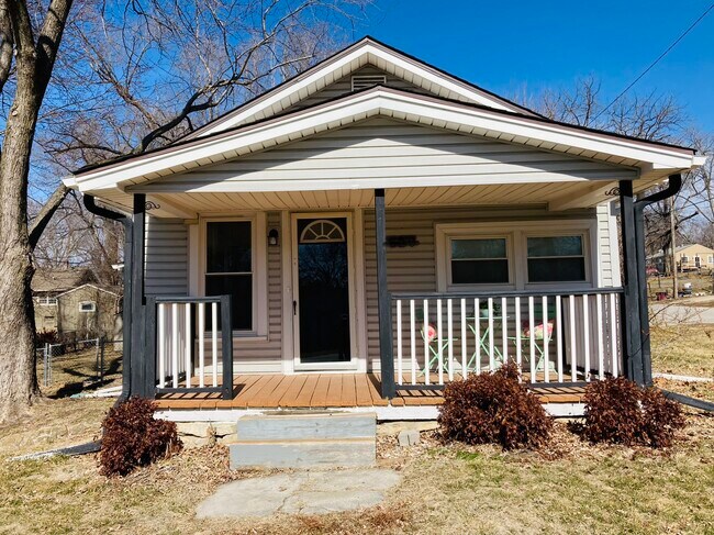 Building Photo - 4520 NE 46th St