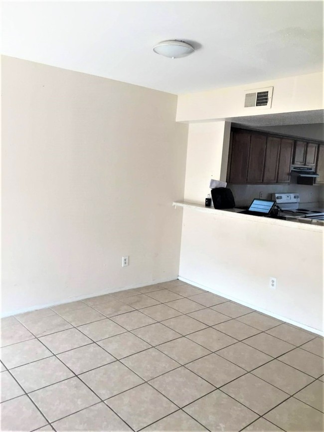 Building Photo - 12652 Windsor Village Drive