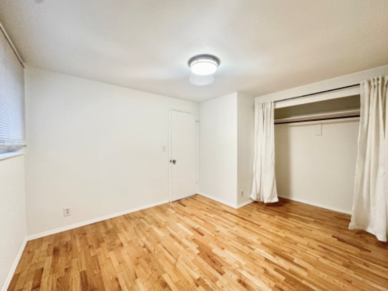 Photo - 5101 Ravenna Ave NE (Seattle, WA)