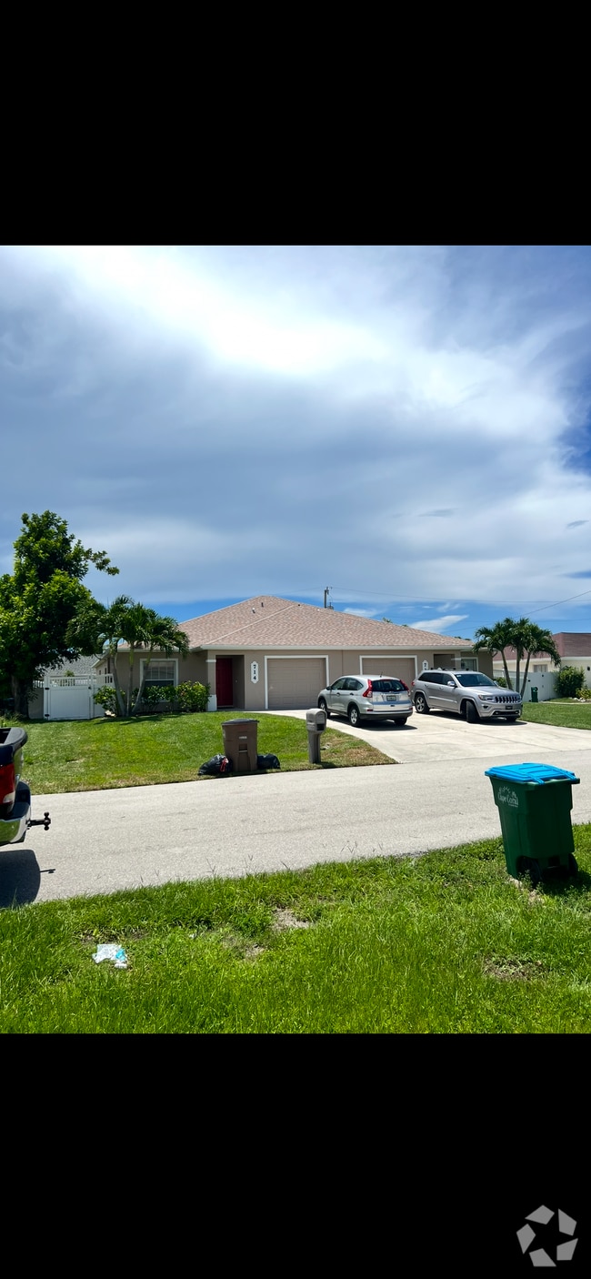 Building Photo - 712 SE 46th Ln