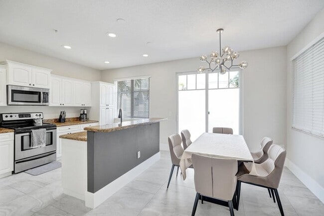 Foto del edificio - 3600 NW 5th Terrace