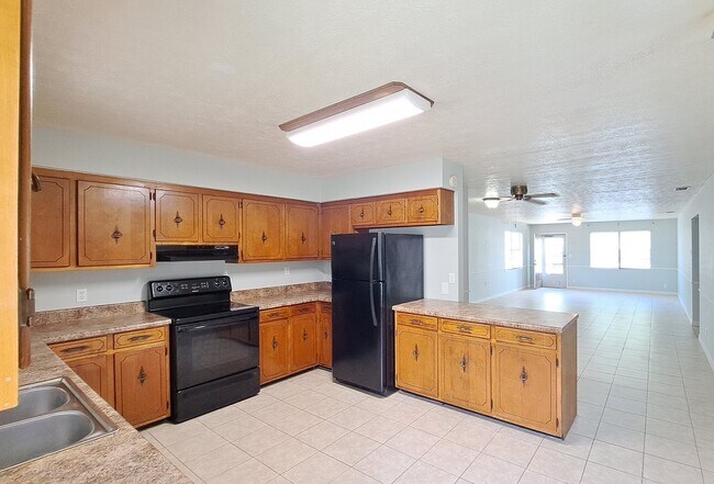 Foto del edificio - 3909 Ocean View Dr