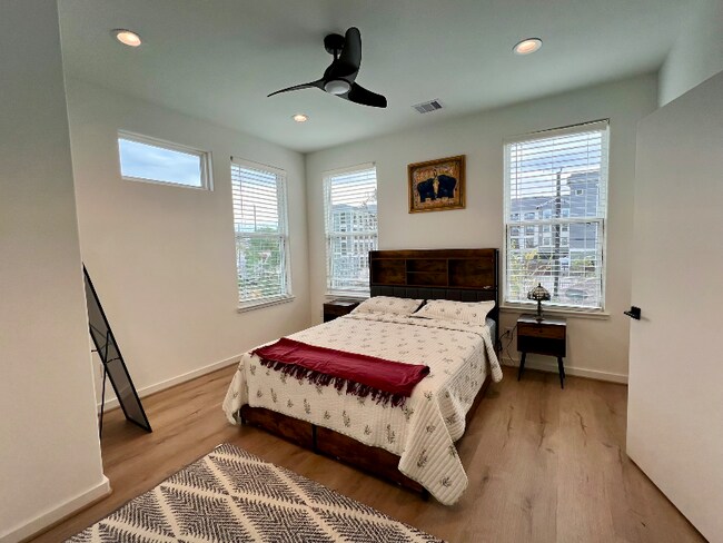 Foto del edificio - 203 Danna Ln