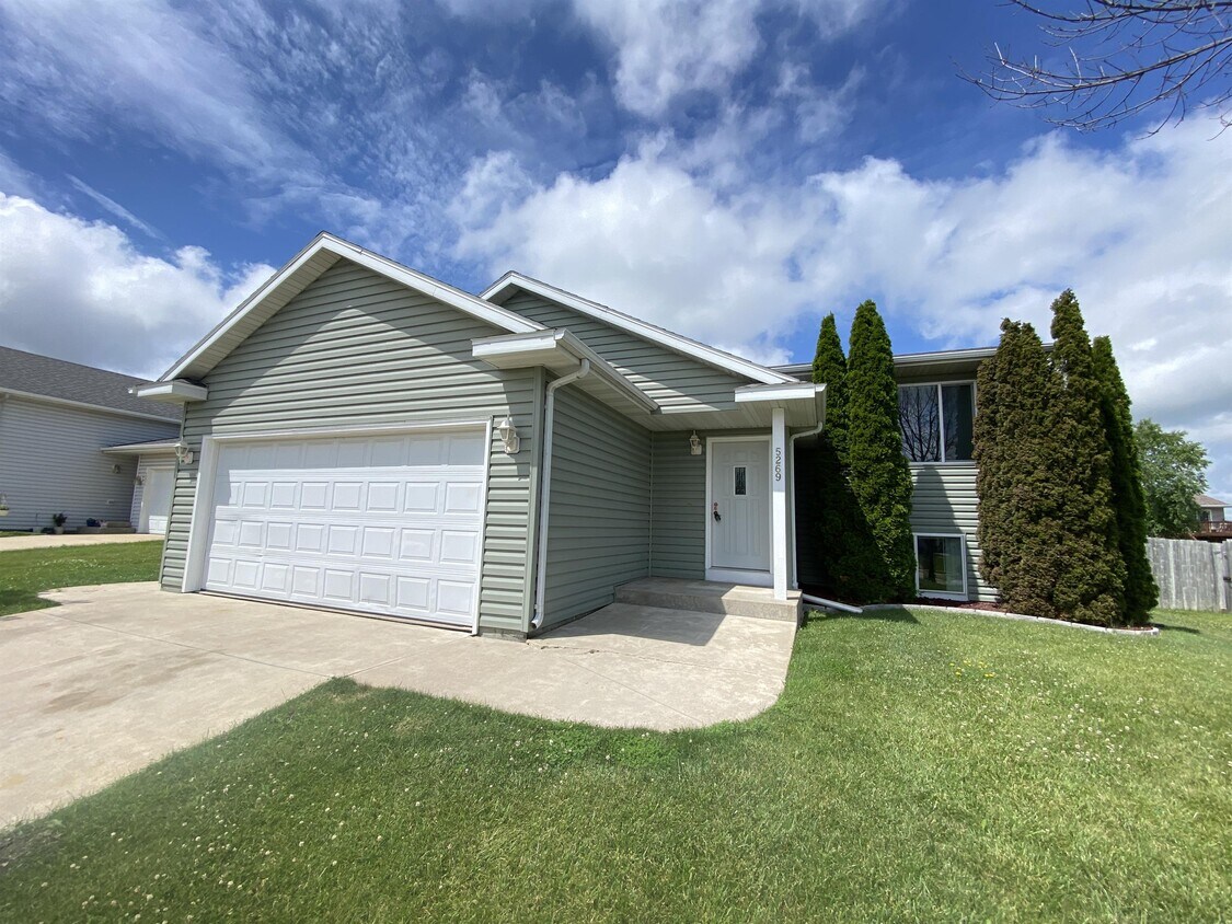 Primary Photo - 5269 Kingston Pl NW