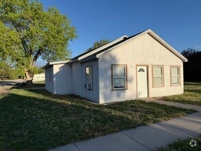 Building Photo - 702 County Rd