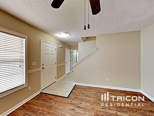 Building Photo - 116 Freys Lane Lexington SC