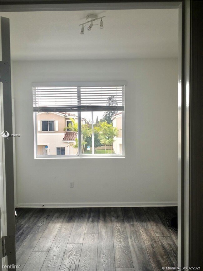 Building Photo - 2821 NW 180th St