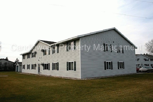 Building Photo - 2901 5th Ave