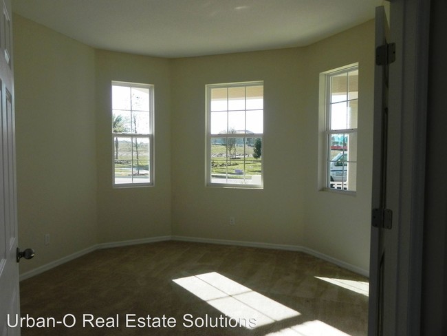 Building Photo - 15669 Citrus Harvest Rd