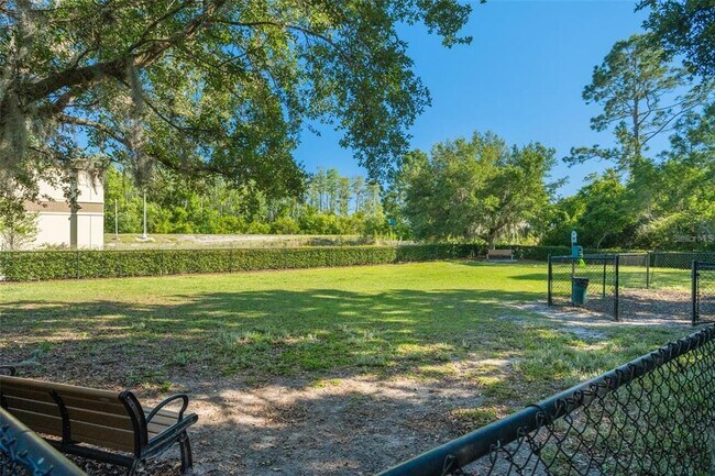 Foto del edificio - 10375 Winding Marsh Trail