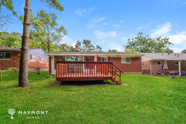 Building Photo - 3 Bedroom on Ehrling Rd