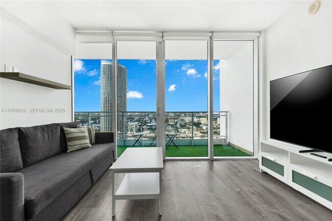 Foto del edificio - 92 SW 3rd St