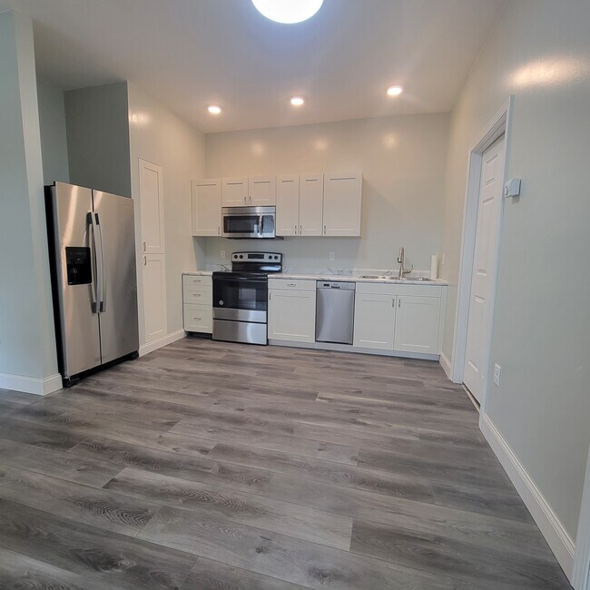 1531 Cloquet Ave Unit 2 Bedroom Brand New, Cloquet, MN 55720 1531