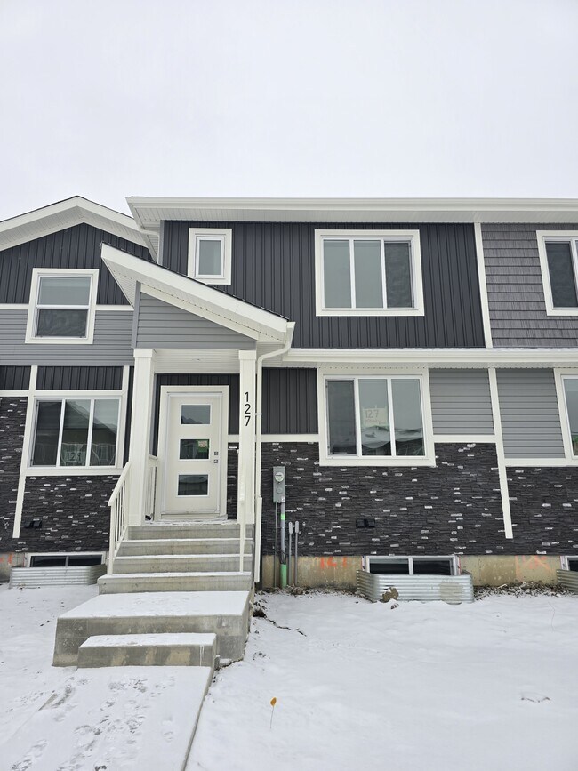 Photo du bâtiment - 129 Mitchell Bnd