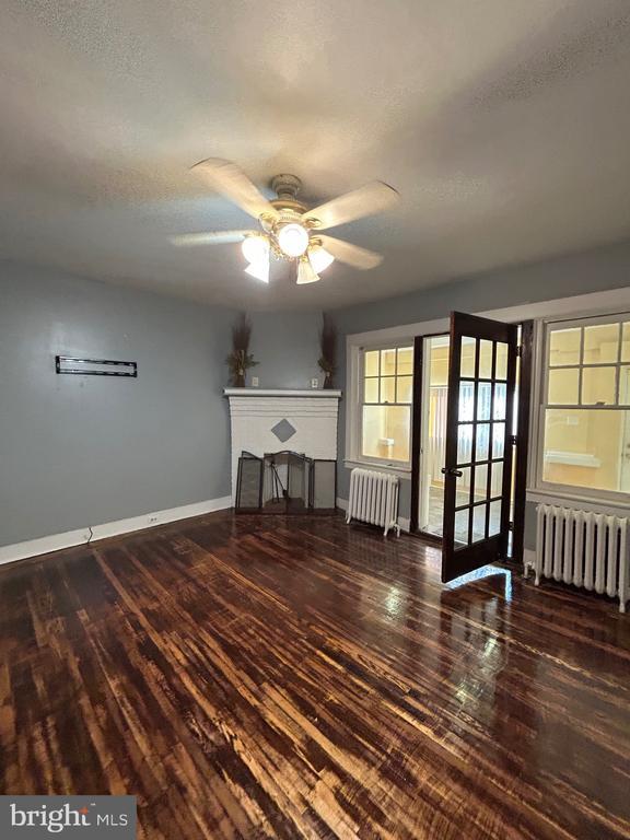 Foto del edificio - 5834 Beaumont Ave