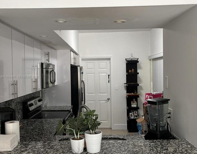 Foto del edificio - 11837 SW 100th St