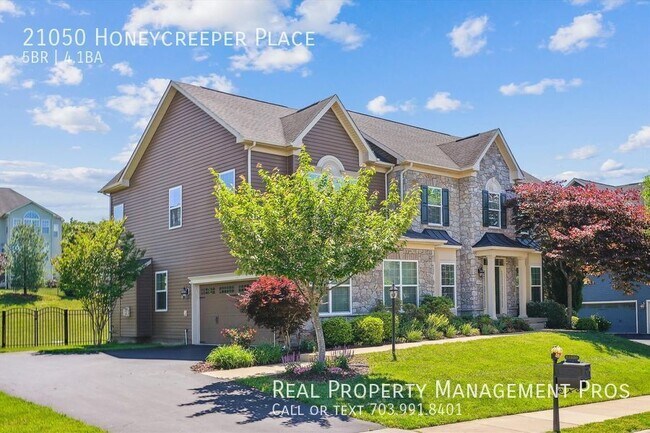 Foto del edificio - 21050 Honeycreeper Pl
