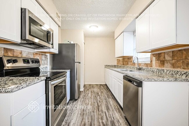 Building Photo - 122 Cooper St