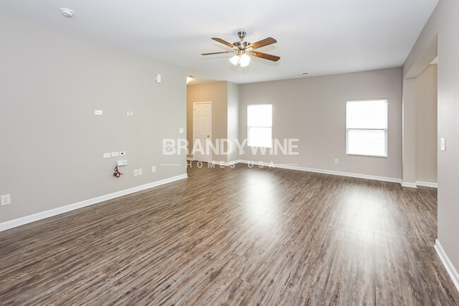 Building Photo - $1921– With our move-in promotion, it’s li...