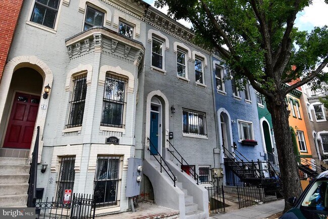Building Photo - 1904 9th St NW