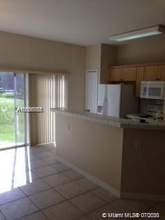 Foto del edificio - 8968 W Flagler St
