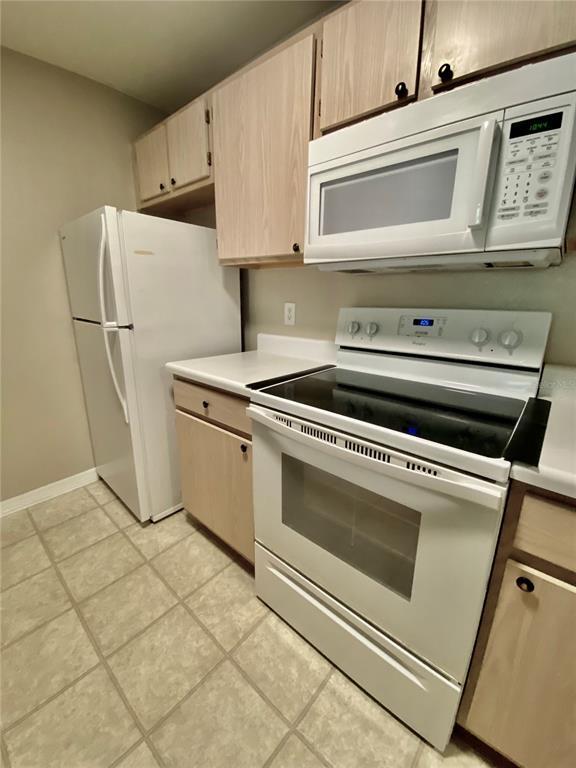 Foto del edificio - 5459 Vineland Rd