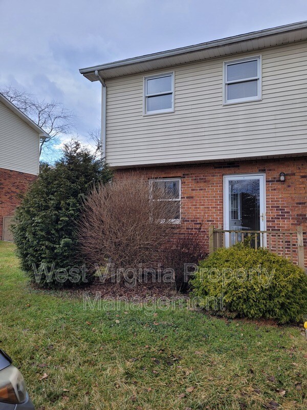 Foto del edificio - 219 Cardinal Wy