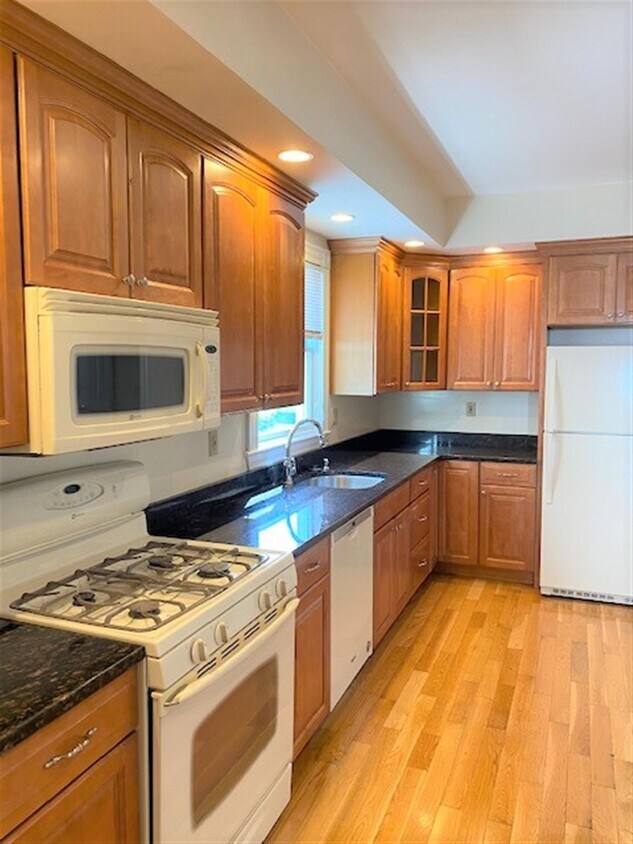 69 School St Unit 1, Somerville, MA 02143 69 School St Somerville, MA