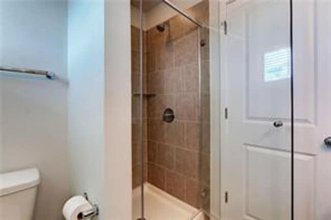 Foto del edificio - 15009 Ryman Rd