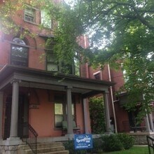 Building Photo - 1321 S 1st St
