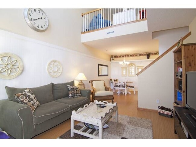 Building Photo - 1725 Countryside Dr