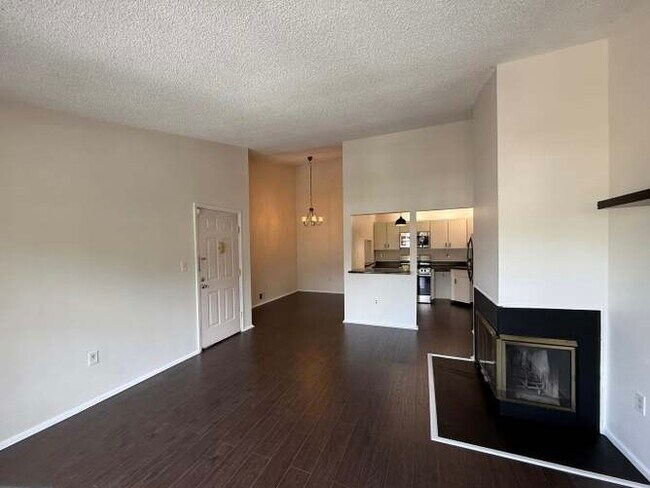 Building Photo - 65 Joyner Ct