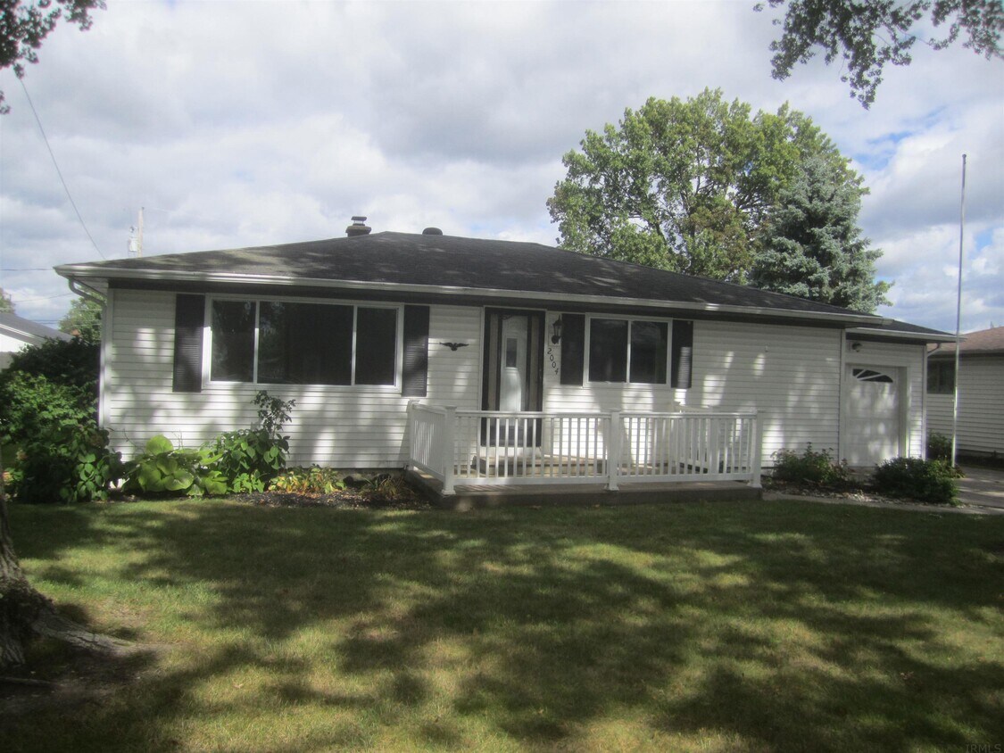 2004 Ida Ave, Fort Wayne, IN 46808 House for Rent in Fort Wayne, IN