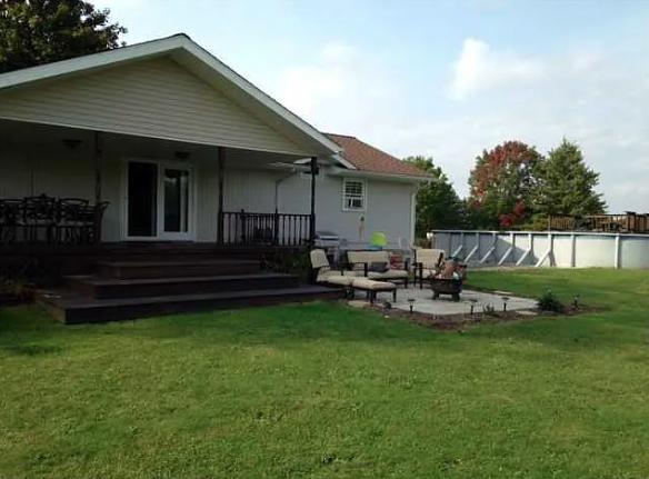 Foto del edificio - 22524 Berry Knolls Dr