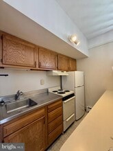 Building Photo - 1503 N Broom St