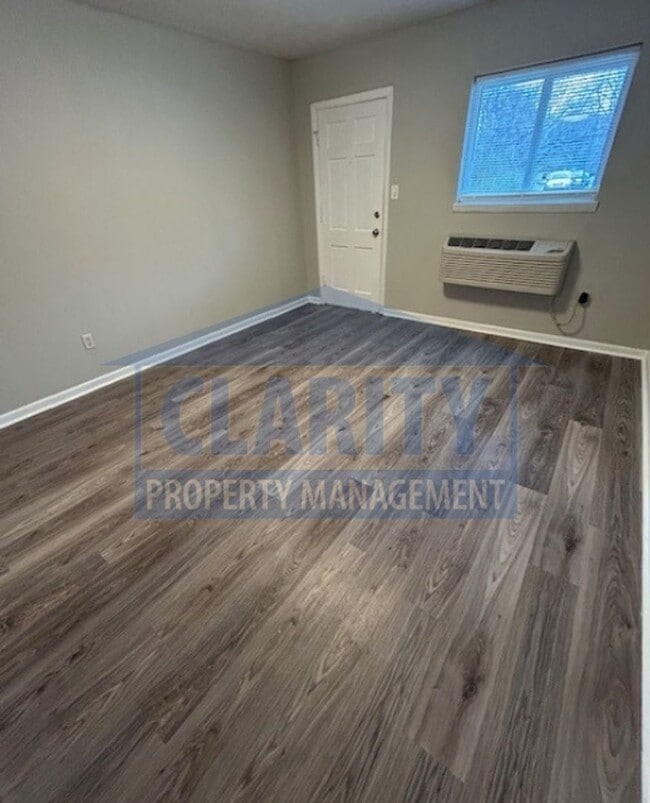 Foto del edificio - 1705 Clemmer St NE