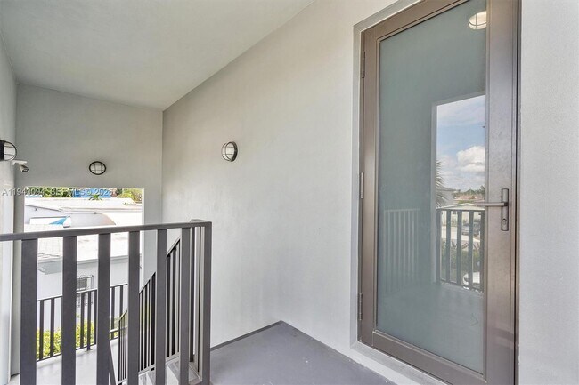 Foto del edificio - 444 E 16th St